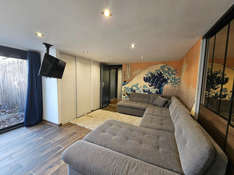 Maison - 160 m² - 6 pièces