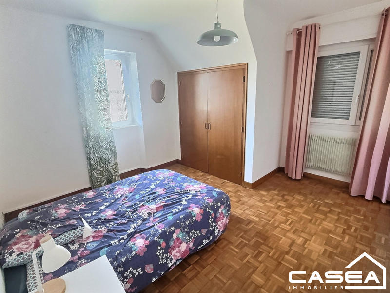 Maison traditionnelle - 155 m² - 6 pièces