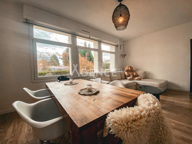 Maison - 98 m² - 5 pièces