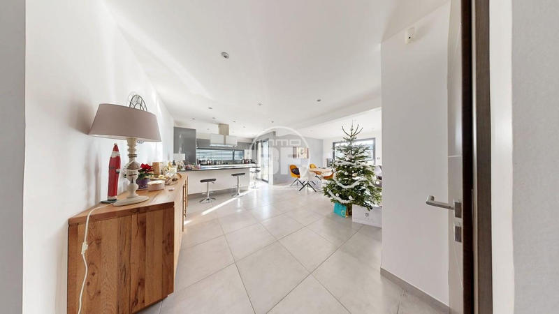 Maison - 125 m² - 5 pièces