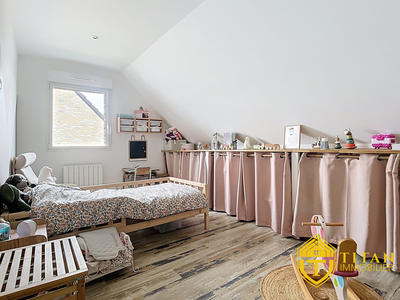 Maison - 101 m² - 5 pièces