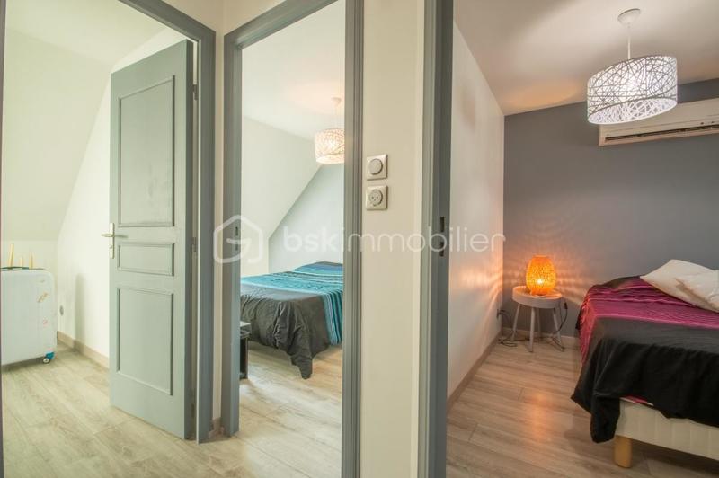 Maison - 94 m² - 6 pièces