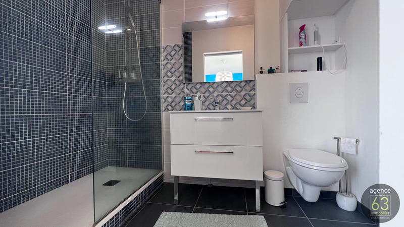 Appartement - 105 m² - 4 pièces