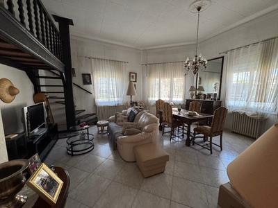 Maison - 158 m² - 7 pièces