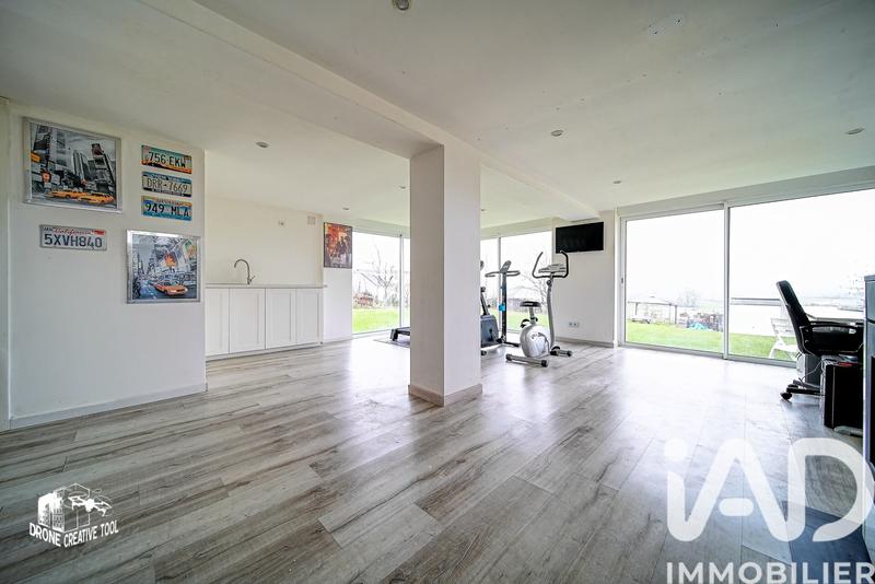 Maison - 185 m² - 6 pièces