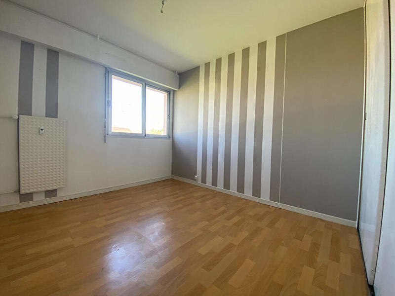 Appartement - 85 m² - 4 pièces