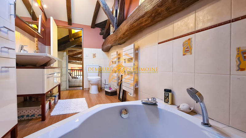 Ferme - 417 m² - 6 pièces