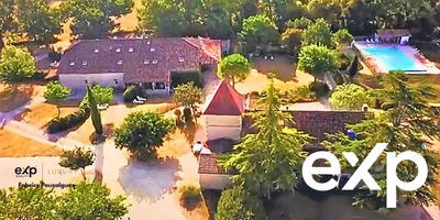 Maison - 715 m² - 29 pièces