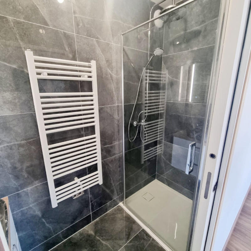 Appartement - 99 m² - 5 pièces