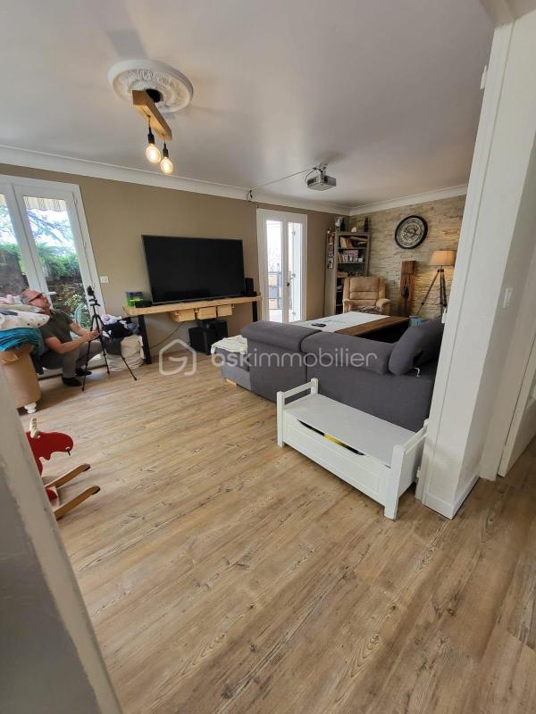 Maison - 162 m² - 7 pièces