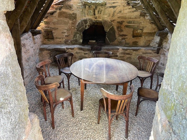 Propriété - 314 m² - 12 pièces