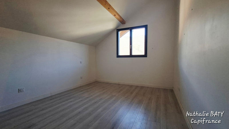 Maison - 182 m² - 7 pièces