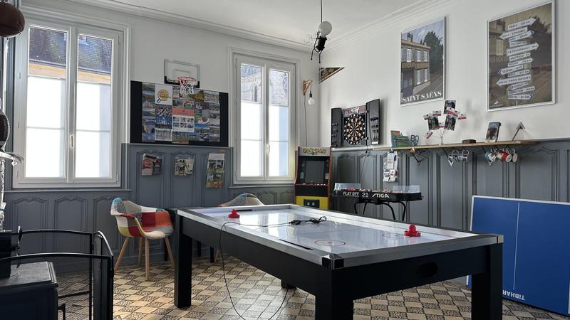 Maison - 185 m² - 8 pièces