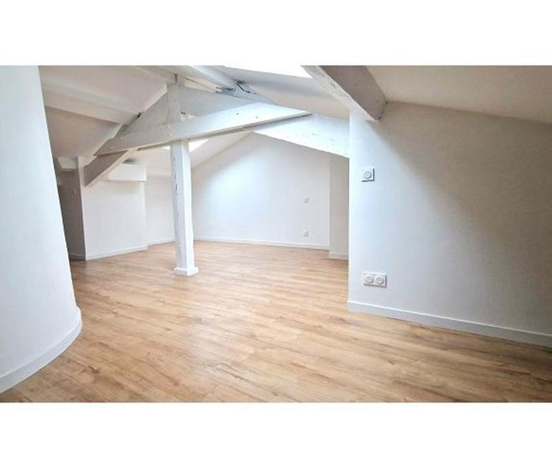 Appartement - 60 m² - 2 pièces