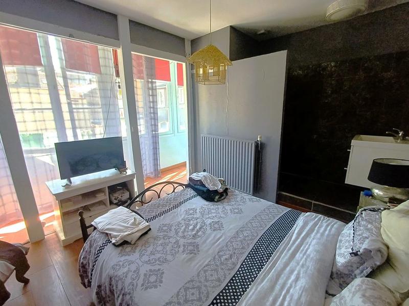 Appartement - 197 m² - 5 pièces