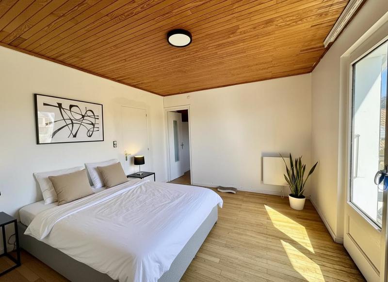 Maison traditionnelle - 145 m² - 6 pièces