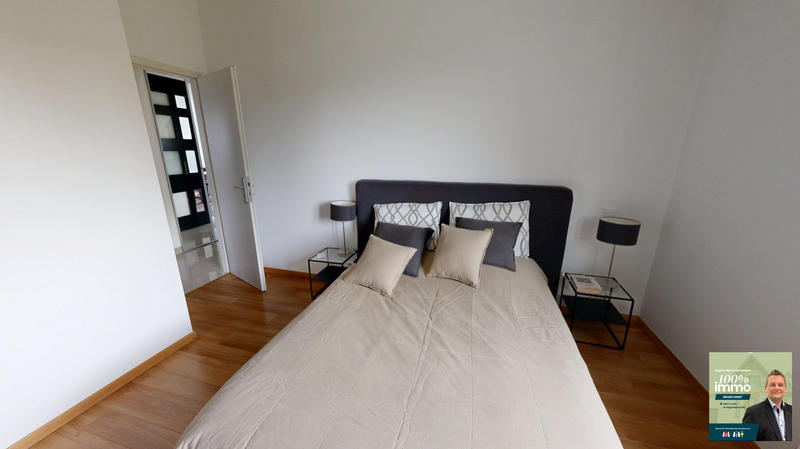 Maison - 186 m² - 6 pièces