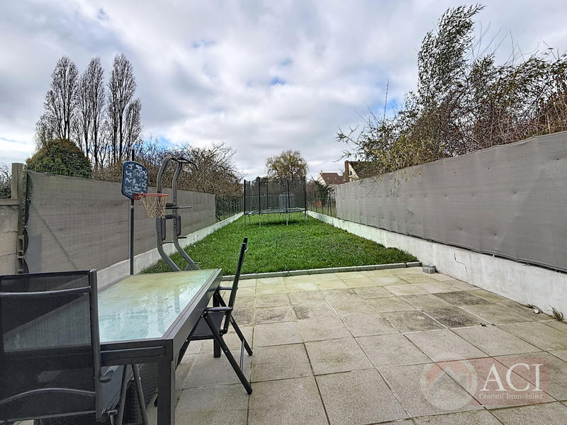 Maison - 97 m² - 5 pièces