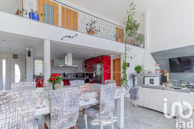 Maison - 178 m² - 7 pièces
