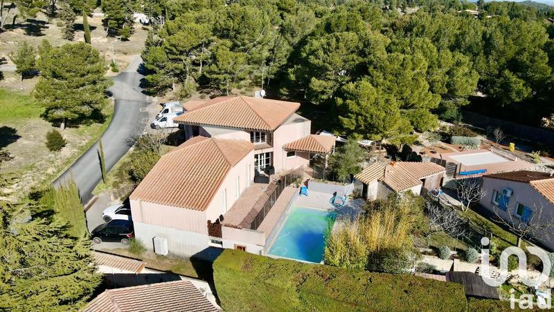 Maison de maîtres - 268 m² - 7 pièces