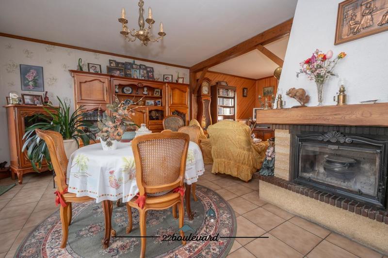 Pavillon - 130 m² - 6 pièces