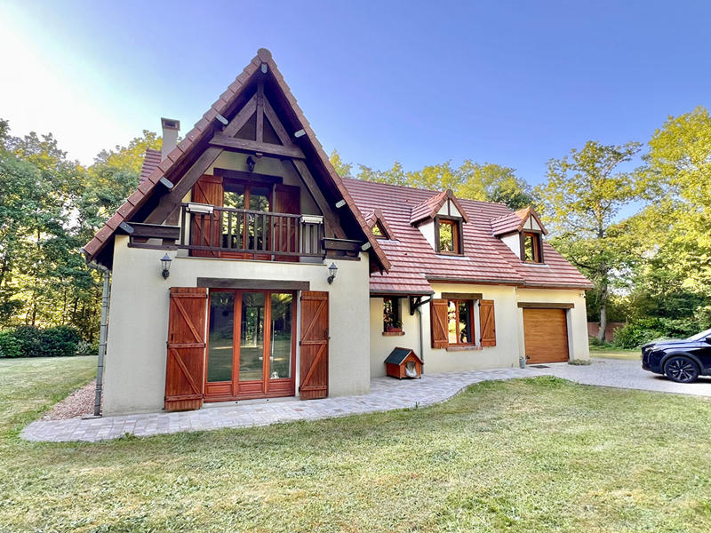 Maison - 167 m² - 6 pièces