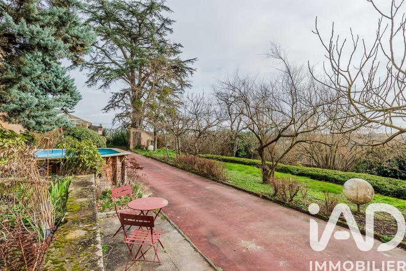 Maison - 160 m² - 5 pièces