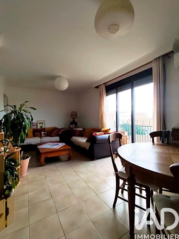 Appartement - 98 m² - 5 pièces