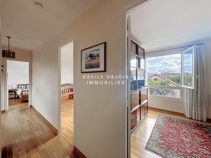 Maison - 135 m² - 6 pièces