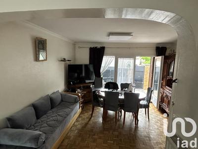 Maison - 90 m² - 5 pièces