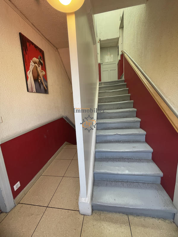 Fonds de commerce - Magasins - 330 m²