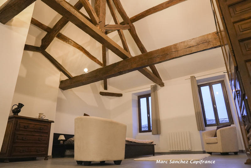 Maison - 302 m² - 9 pièces