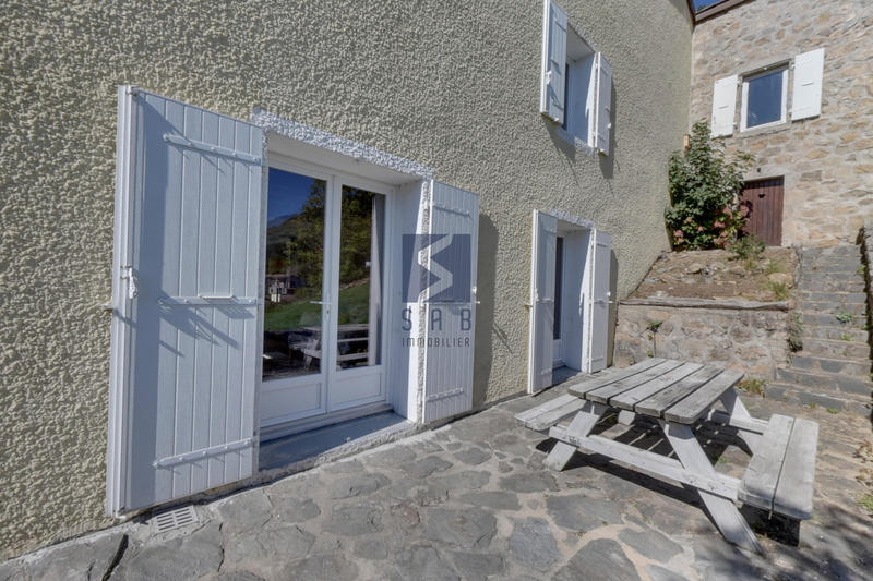 Maison - 140 m² - 6 pièces