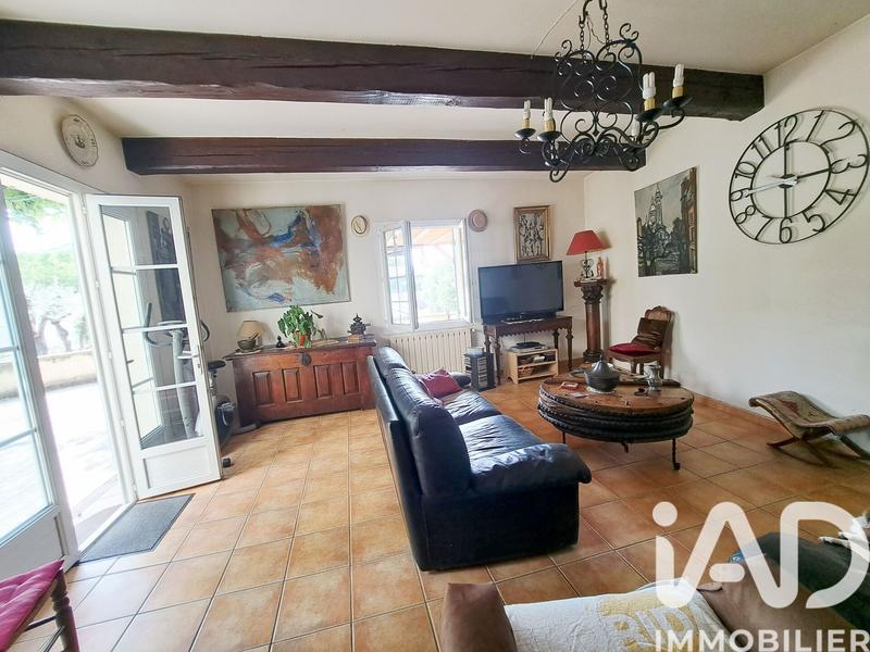Maison - 220 m² - 7 pièces