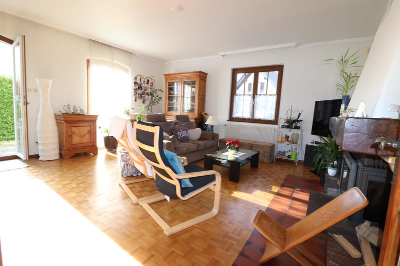 Maison - 244 m² - 8 pièces