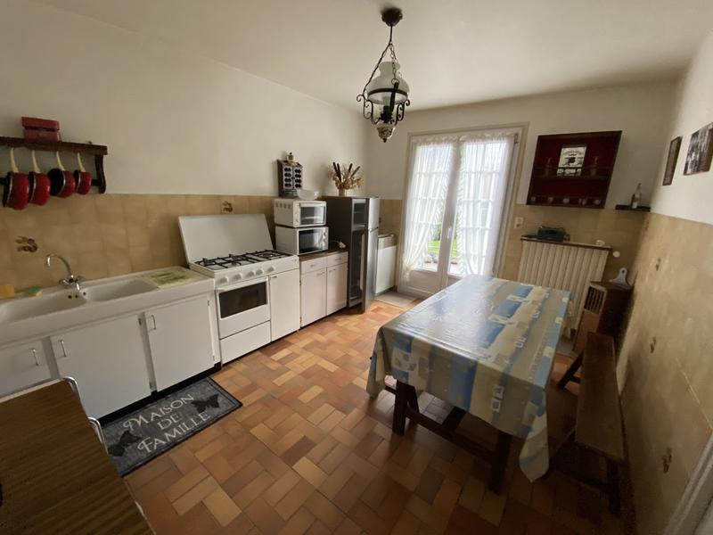 Maison - 95 m² - 4 pièces