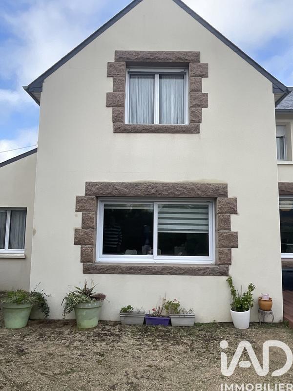 Maison - 137 m² - 8 pièces