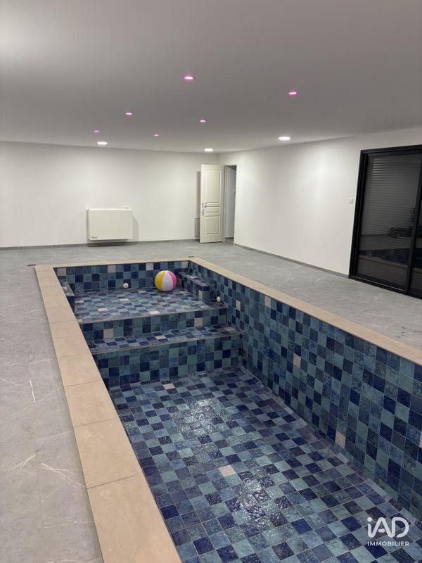 Maison - 133 m² - 6 pièces