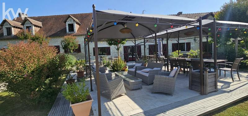 Maison chambre d'hôtes - 424 m² - 10 pièces