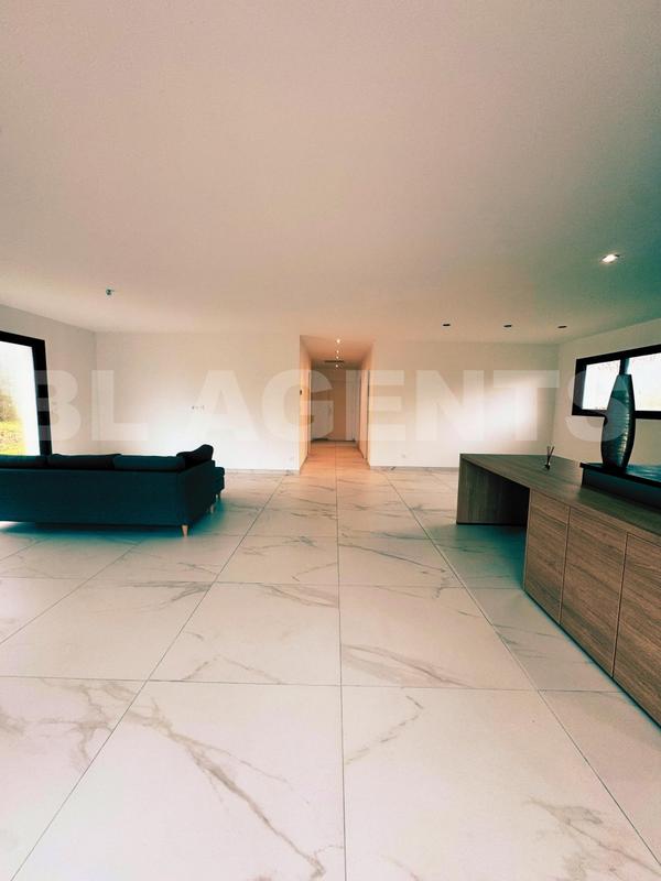 Maison contemporaine - 120 m² - 4 pièces