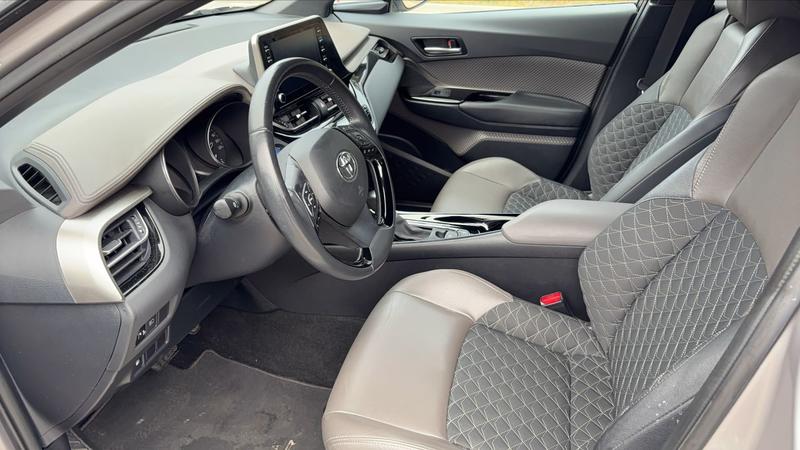 Toyota c-Hr 2.0 Vvt-i 184 Hybrid Cvt Distinctive - Automatique