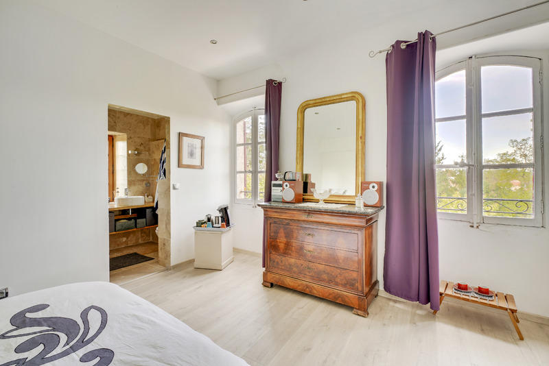 Appartement - 146 m² - 5 pièces