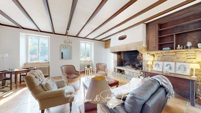 Maison de maîtres - 300 m² - 11 pièces