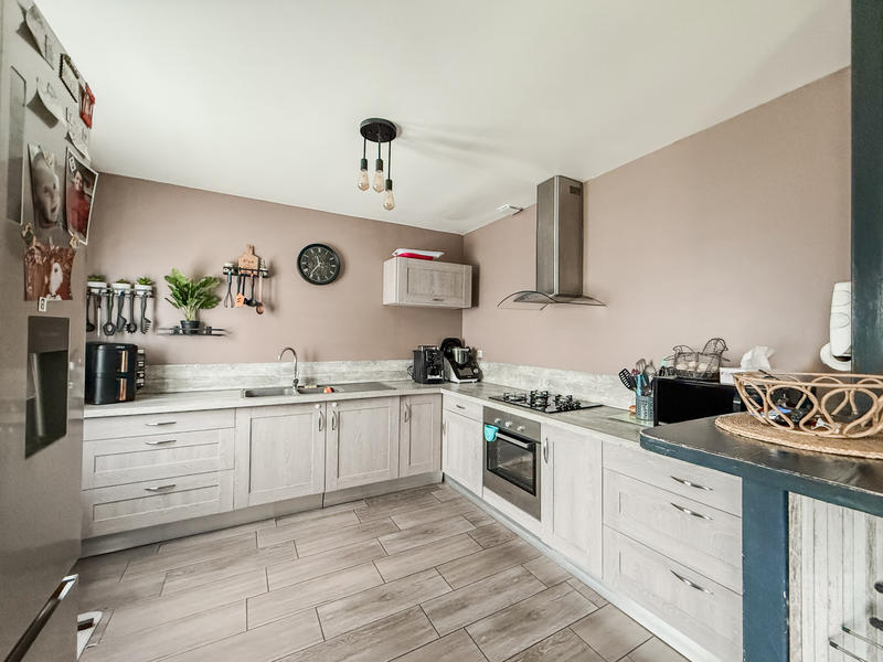 Maison - 100 m² - 4 pièces