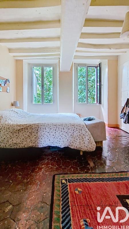 Maison - 210 m² - 6 pièces