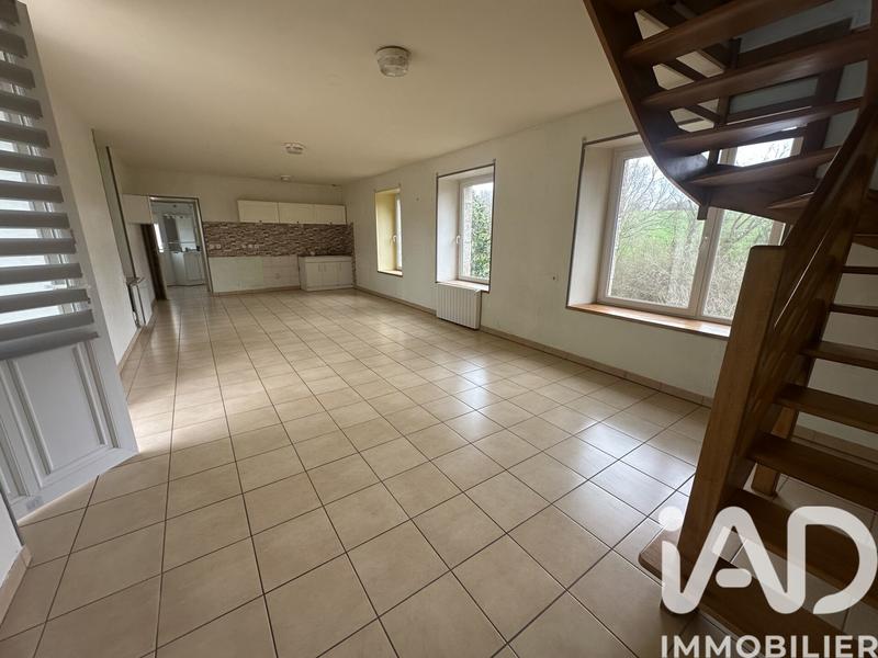Maison - 90 m² - 5 pièces