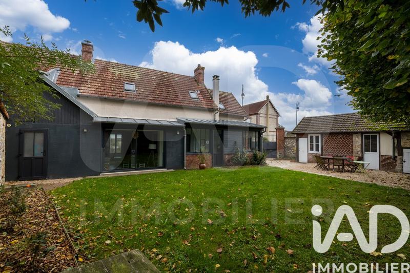 Maison de ville - 140 m² - 7 pièces