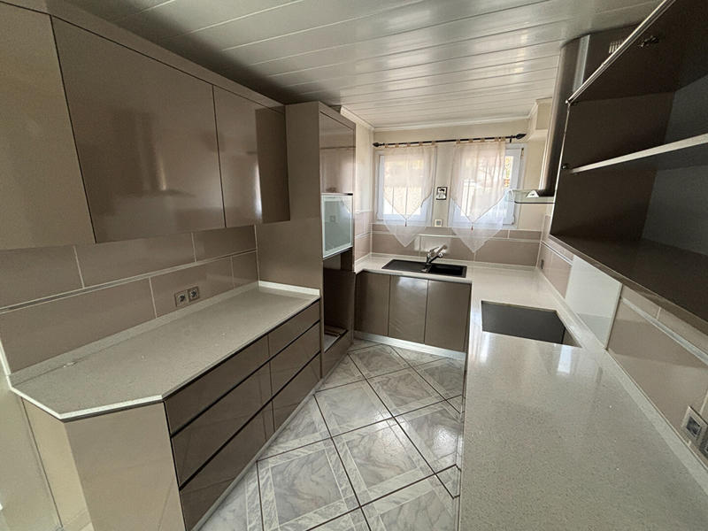 Maison - 91 m² - 3 pièces