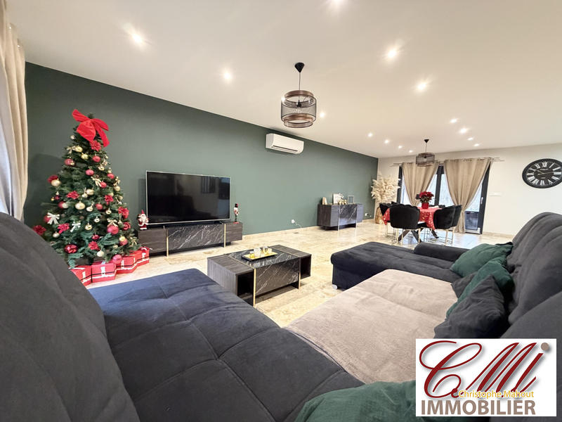 Maison - 150 m² - 5 pièces