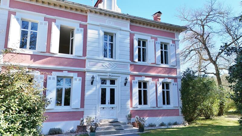 Maison de maîtres - 624 m² - 19 pièces